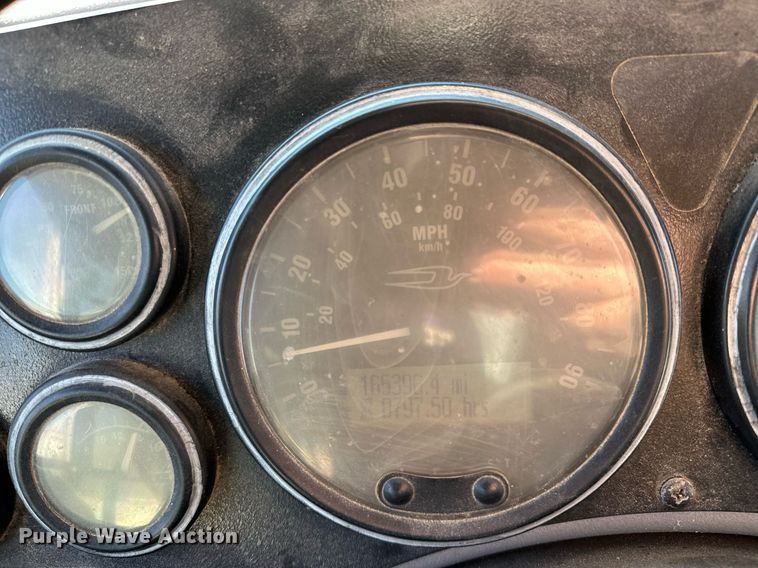 image for item DF8459 2005 Blue Bird Vision school bus