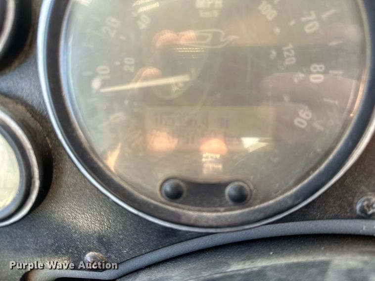 image for item DF8459 2005 Blue Bird Vision school bus