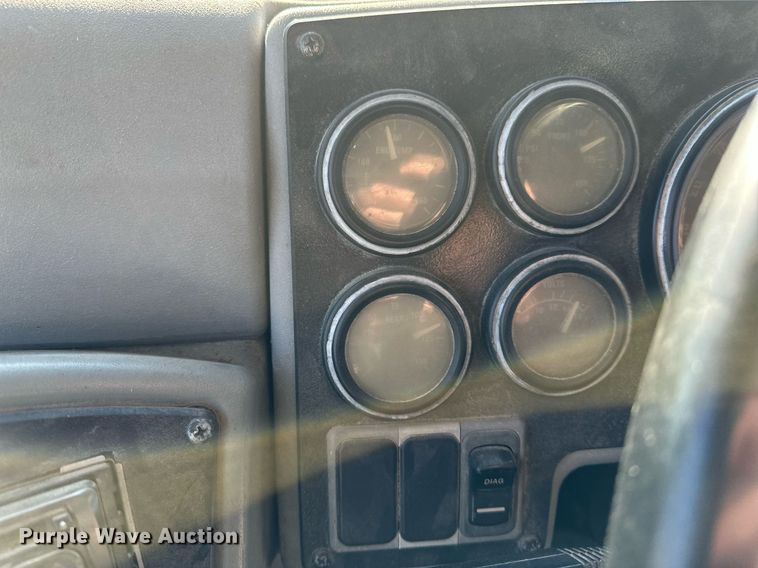 image for item DF8459 2005 Blue Bird Vision school bus