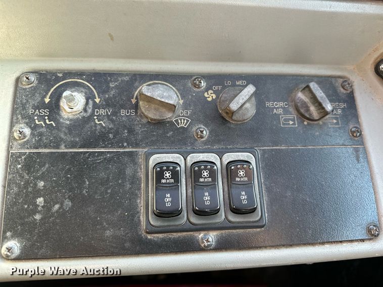 image for item DF8459 2005 Blue Bird Vision school bus