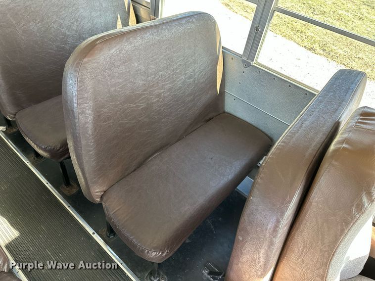 image for item DF8459 2005 Blue Bird Vision school bus