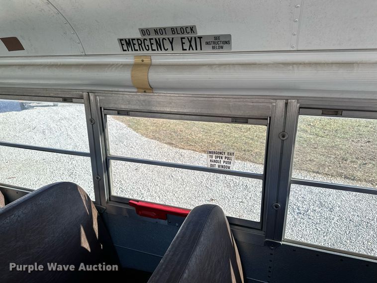 image for item DF8459 2005 Blue Bird Vision school bus