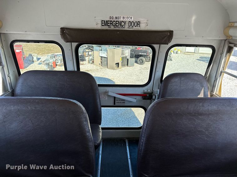 image for item DF8459 2005 Blue Bird Vision school bus