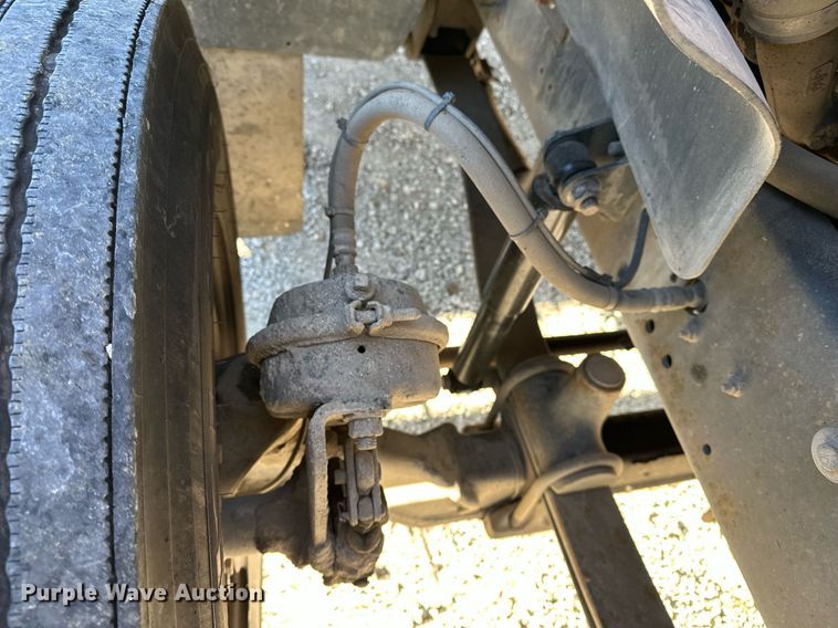 image for item DF8459 2005 Blue Bird Vision school bus