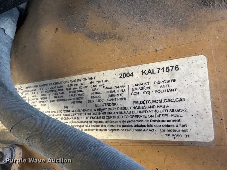 image for item DF8459 2005 Blue Bird Vision school bus