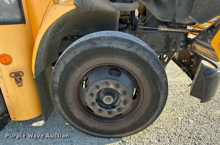 image for item DF8459 2005 Blue Bird Vision school bus