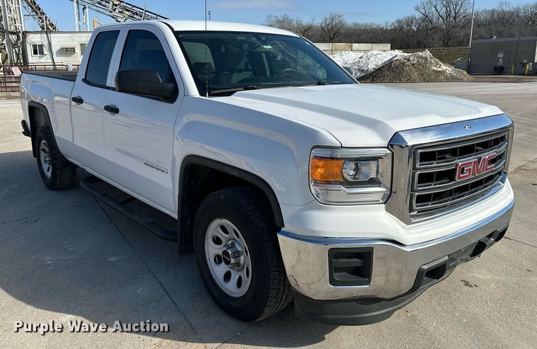 image for item DF8460 2015 GMC Sierra 1500 Double Cab pickup truck