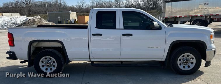image for item DF8460 2015 GMC Sierra 1500 Double Cab pickup truck