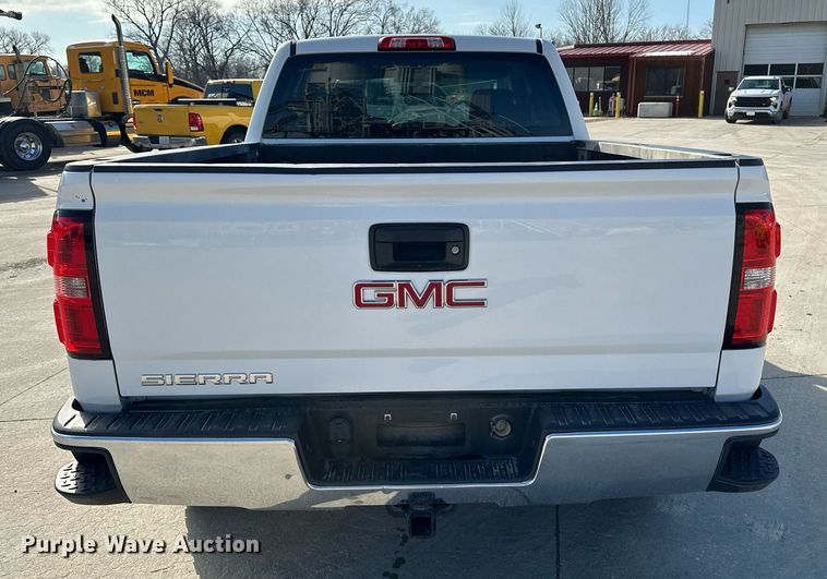 image for item DF8460 2015 GMC Sierra 1500 Double Cab pickup truck