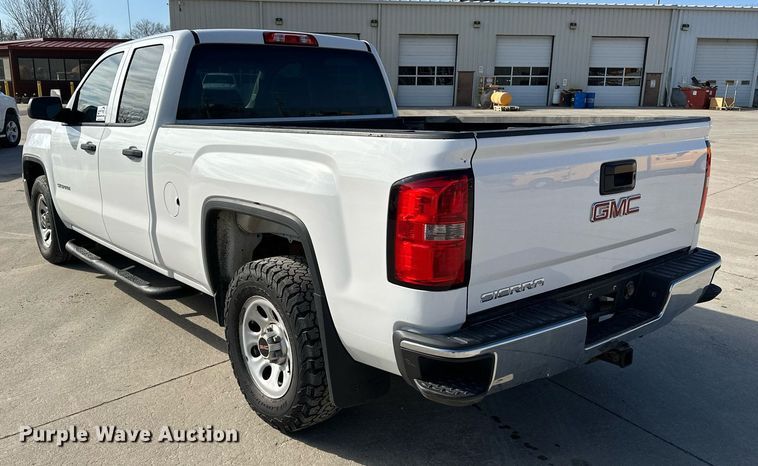 image for item DF8460 2015 GMC Sierra 1500 Double Cab pickup truck