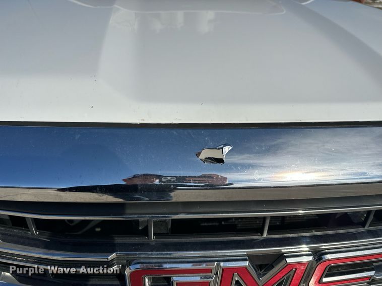 image for item DF8460 2015 GMC Sierra 1500 Double Cab pickup truck