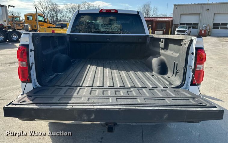 image for item DF8460 2015 GMC Sierra 1500 Double Cab pickup truck