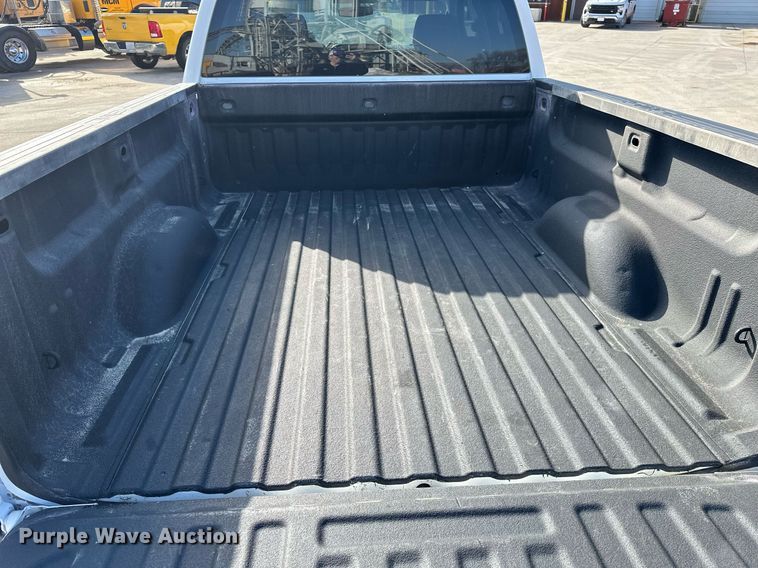 image for item DF8460 2015 GMC Sierra 1500 Double Cab pickup truck