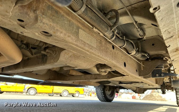 image for item DF8460 2015 GMC Sierra 1500 Double Cab pickup truck