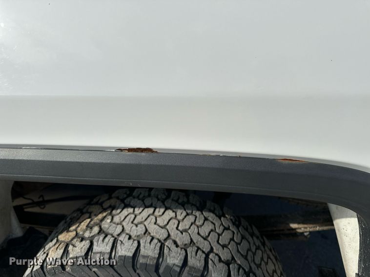 image for item DF8460 2015 GMC Sierra 1500 Double Cab pickup truck