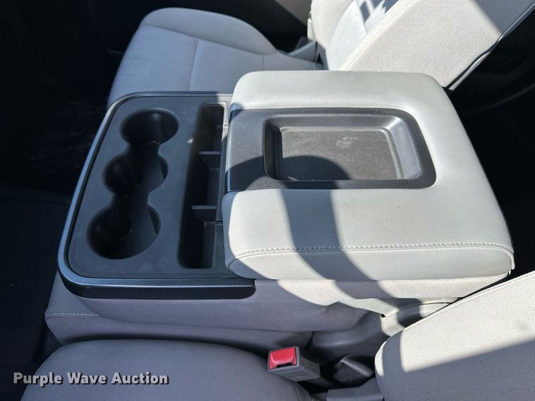 image for item DF8460 2015 GMC Sierra 1500 Double Cab pickup truck