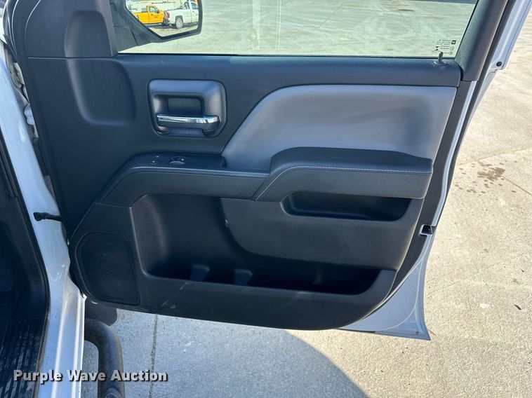 image for item DF8460 2015 GMC Sierra 1500 Double Cab pickup truck