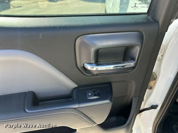 image for item DF8460 2015 GMC Sierra 1500 Double Cab pickup truck