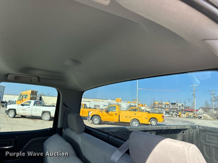 image for item DF8460 2015 GMC Sierra 1500 Double Cab pickup truck