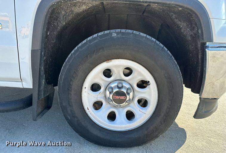 image for item DF8460 2015 GMC Sierra 1500 Double Cab pickup truck