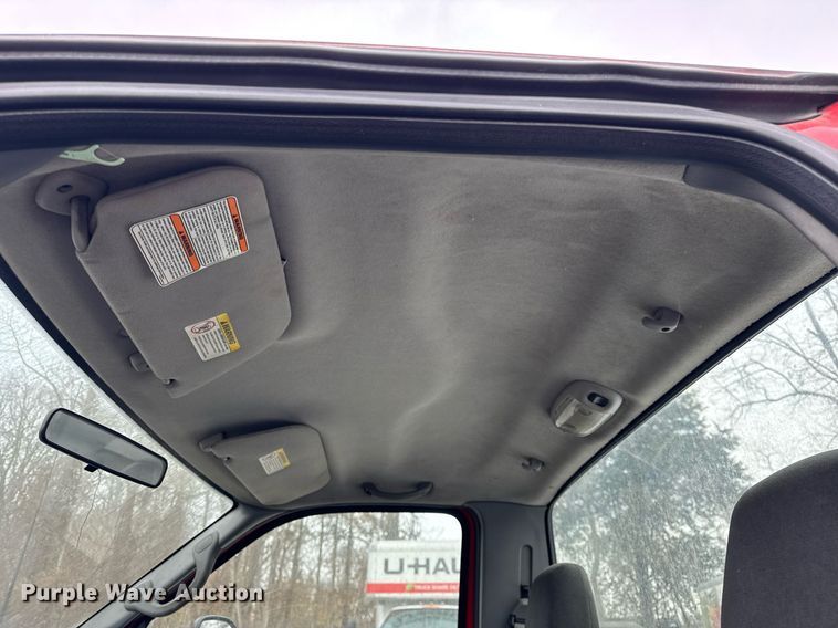 image for item DH9770 2002 Ford F550 flatbed truck