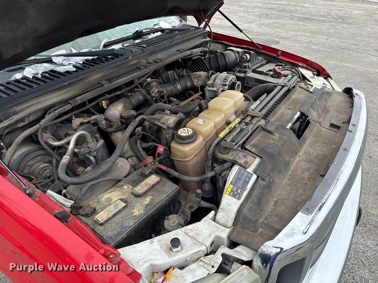 image for item DH9770 2002 Ford F550 flatbed truck