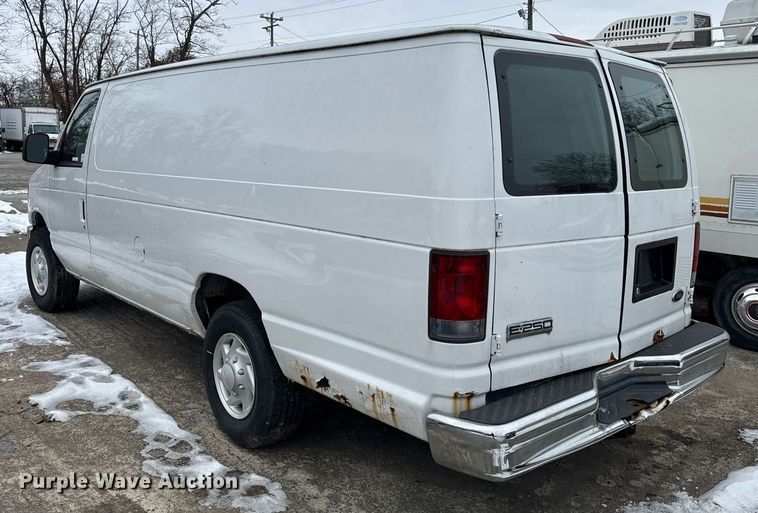 image for item DH9773 2008 Ford E350 van