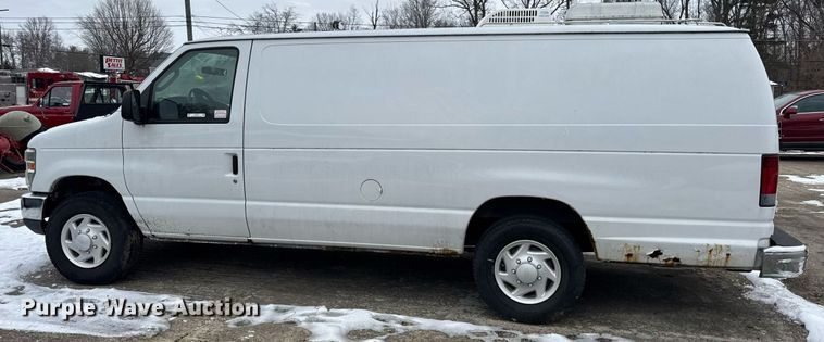 image for item DH9773 2008 Ford E350 van