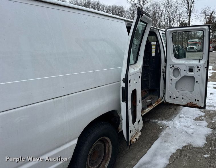 image for item DH9773 2008 Ford E350 van