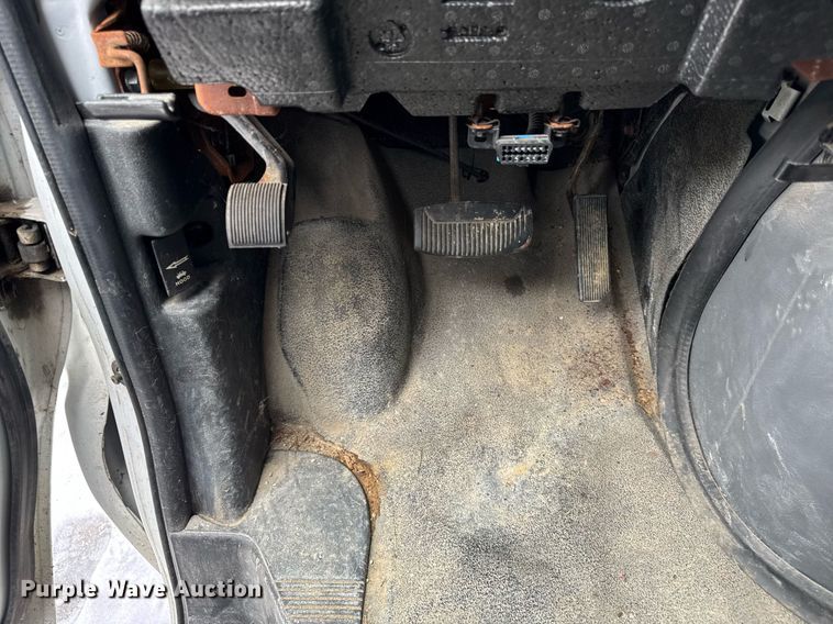 image for item DH9773 2008 Ford E350 van