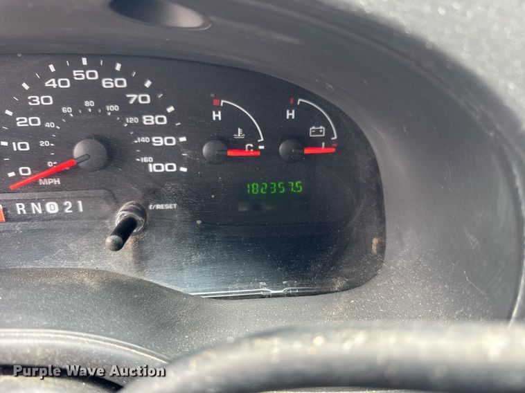 image for item DH9773 2008 Ford E350 van