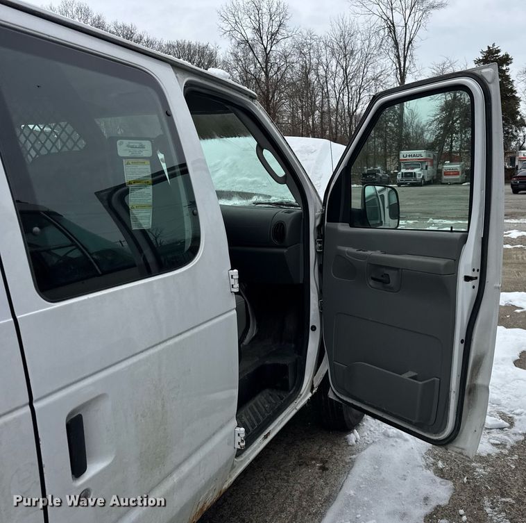 image for item DH9773 2008 Ford E350 van