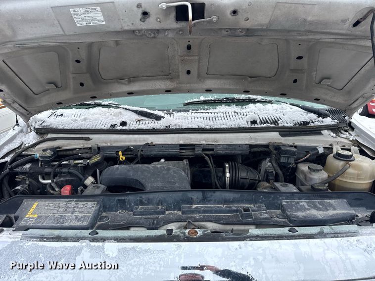 image for item DH9773 2008 Ford E350 van