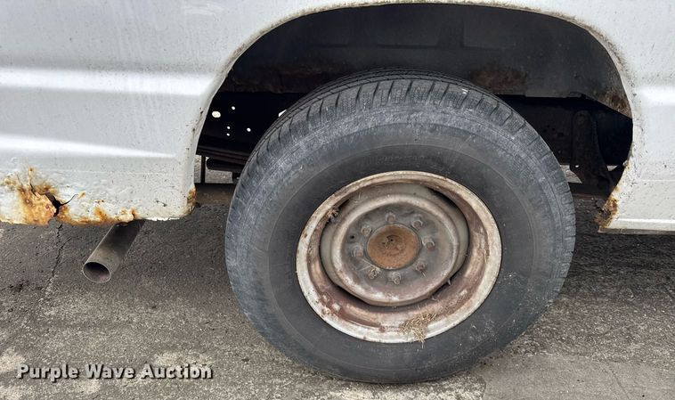 image for item DH9773 2008 Ford E350 van