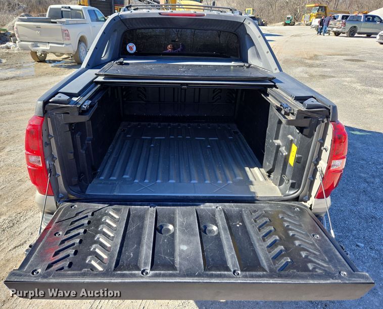 image for item DH9795 2008 Chevrolet Avalanche Crew Cab pickup truck