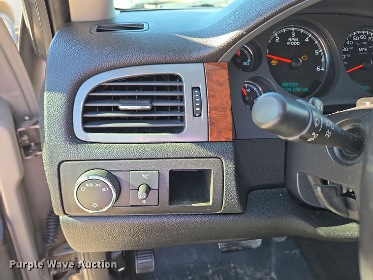 image for item DH9795 2008 Chevrolet Avalanche Crew Cab pickup truck