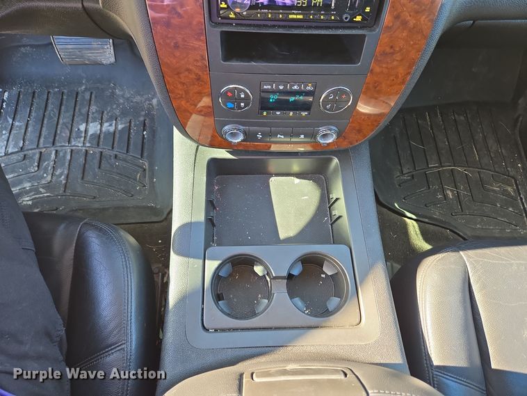 image for item DH9795 2008 Chevrolet Avalanche Crew Cab pickup truck