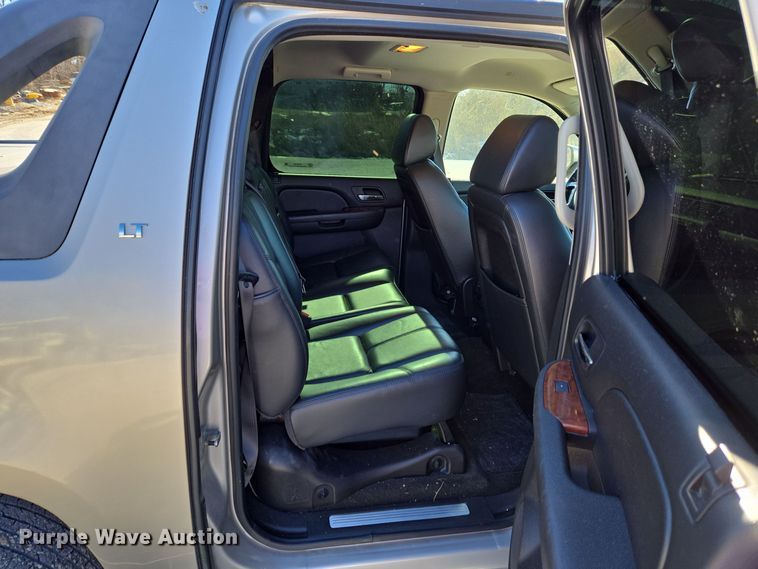 image for item DH9795 2008 Chevrolet Avalanche Crew Cab pickup truck