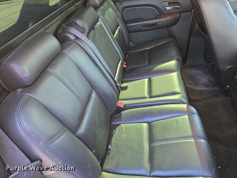 image for item DH9795 2008 Chevrolet Avalanche Crew Cab pickup truck