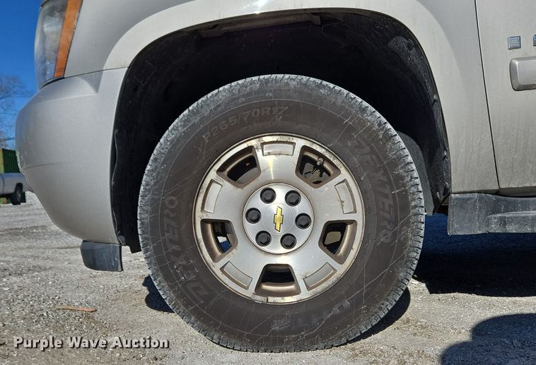 image for item DH9795 2008 Chevrolet Avalanche Crew Cab pickup truck