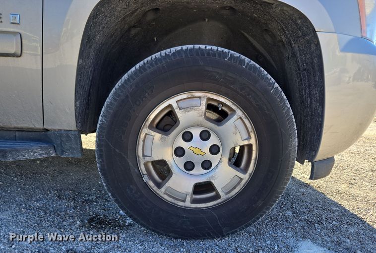 image for item DH9795 2008 Chevrolet Avalanche Crew Cab pickup truck