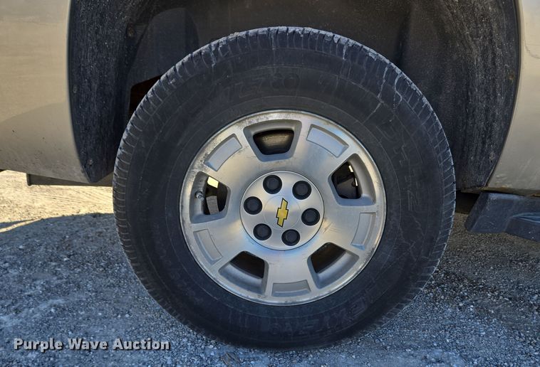 image for item DH9795 2008 Chevrolet Avalanche Crew Cab pickup truck