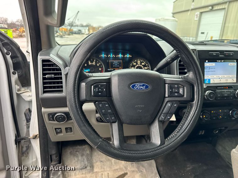 image for item DH9804 2019 Ford F150 XLT SuperCrew pickup truck