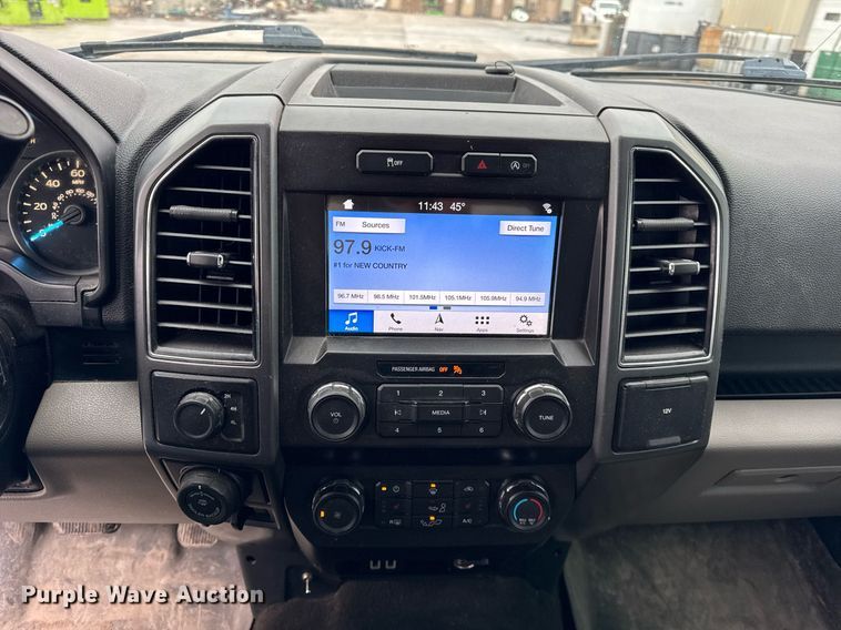 image for item DH9804 2019 Ford F150 XLT SuperCrew pickup truck