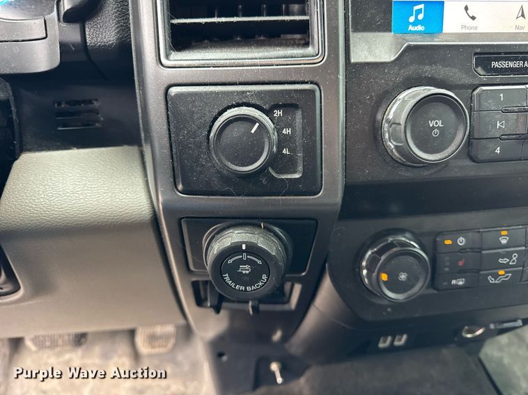 image for item DH9804 2019 Ford F150 XLT SuperCrew pickup truck