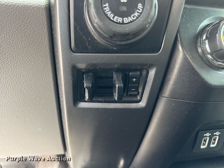 image for item DH9804 2019 Ford F150 XLT SuperCrew pickup truck