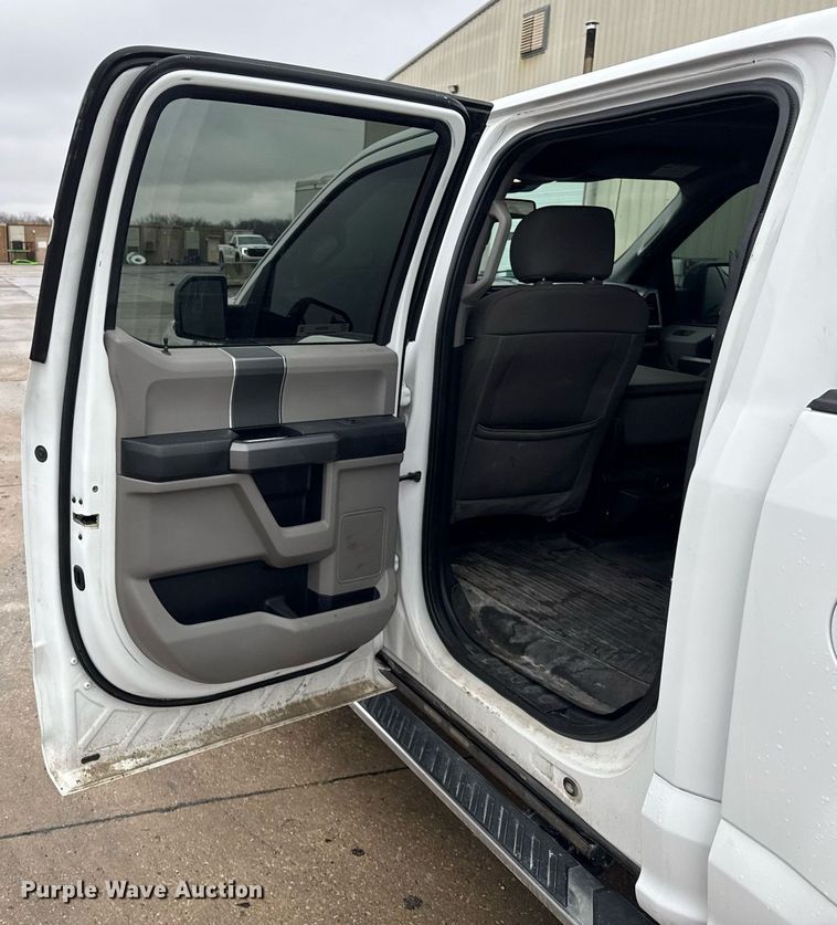 image for item DH9804 2019 Ford F150 XLT SuperCrew pickup truck