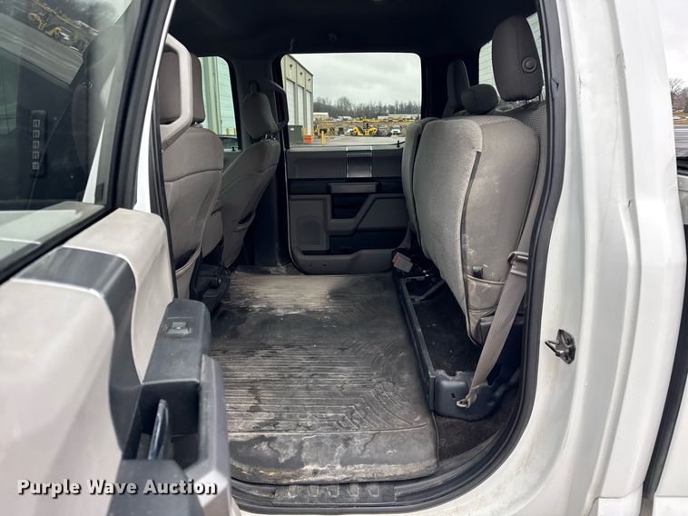 image for item DH9804 2019 Ford F150 XLT SuperCrew pickup truck