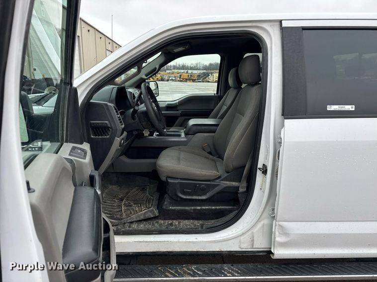 image for item DH9805 2020 Ford F150 XLT SuperCrew pickup truck