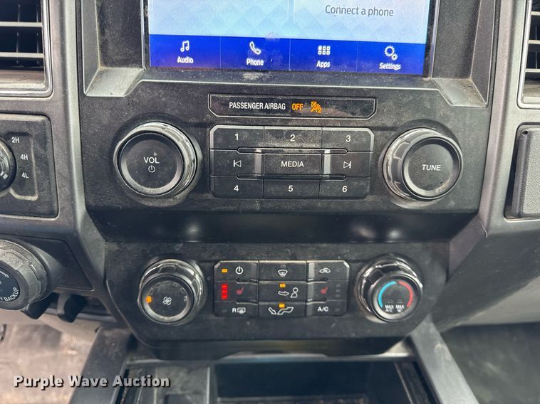 image for item DH9805 2020 Ford F150 XLT SuperCrew pickup truck